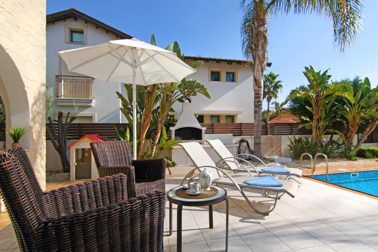 Villa Regina Agia Napa Exterior foto
